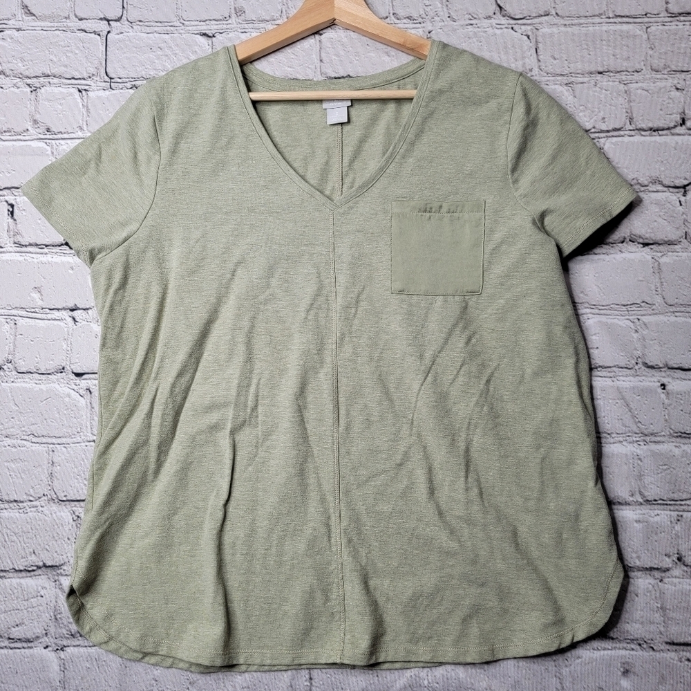 Chico's Zenergy Satin-Pocket High Low Tshirt in Heathered Olive Green Size 12/14